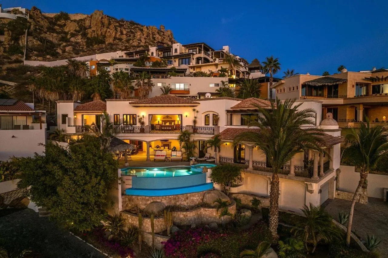 Pedregal Ocean Views & Infinity Pool contacts